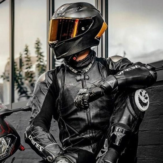 black motorcycle suit and helmet SULAITE Knight Body Armor Twenty-Eight 1-Piece Race Suit -